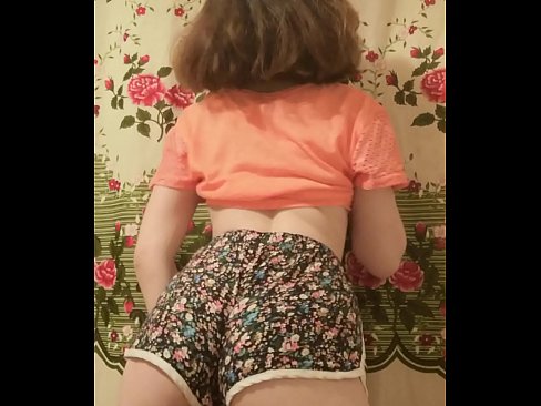 ❤️ Sexy ung babe tar av seg shortsen på kamera ❤❌ Porno ved no.epicshowdown.top ﹏