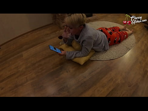 ❤️ Crazy blonde suger stor pikk suger og spretter på den - analsex ❤❌ Porno ved no.epicshowdown.top ﹏